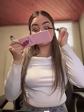 Snapshot of imlindapink chatting on 30, 10, 2025 imlindapink online show from 30, 10, 2025