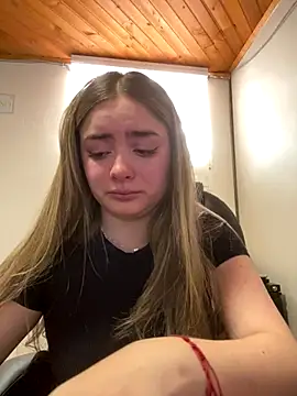 Snapshot of imlindapink chatting on 17, 9, 2025 imlindapink online show from 17, 9, 2025