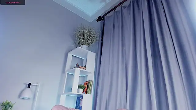 ElizavecaSunrise online show from 8, 3, 2025