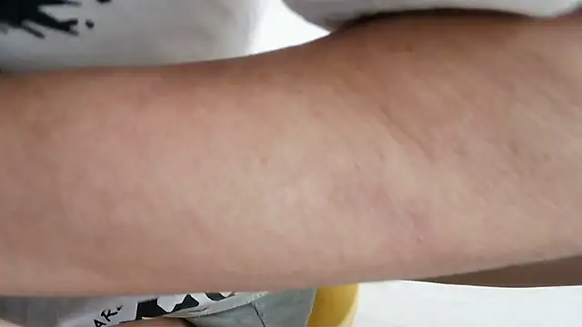 XiaoGuoGuo284512 online show from 3, 12, 2025