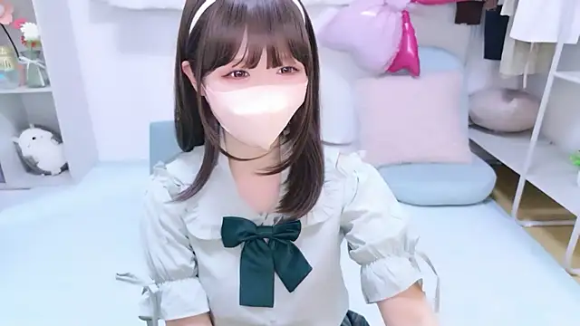 328 mitsuha online show from 4, 5, 2026