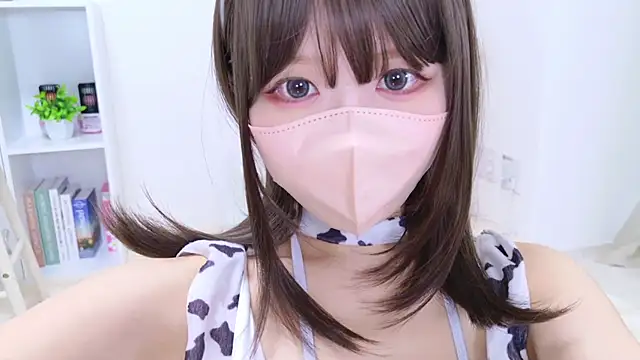 Snapshot of 328_mitsuha chatting on 28, 11, 2025 328 mitsuha online show from 28, 11, 2025