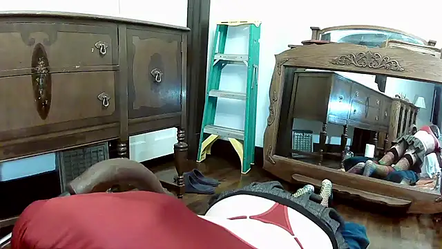 MaxJr8008 online show from 19, 9, 2025