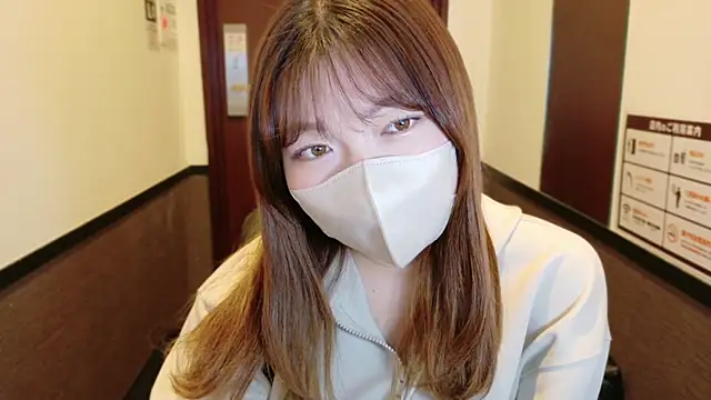 Snapshot of _Yui_ chatting on 9, 10, 2025 Yui online show from 9, 10, 2025