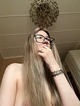 MollyOrgazm online show from 14, 6, 2026