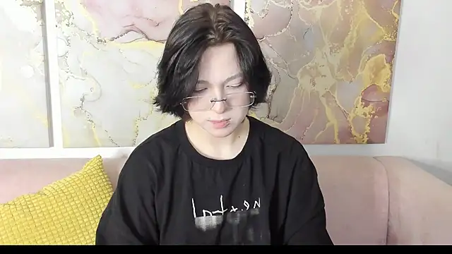 fiamoory online show from 10, 3, 2026