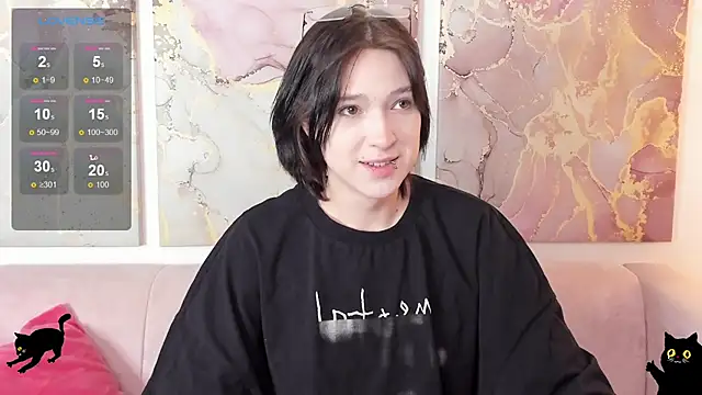 fiamoory online show from 5, 4, 2026