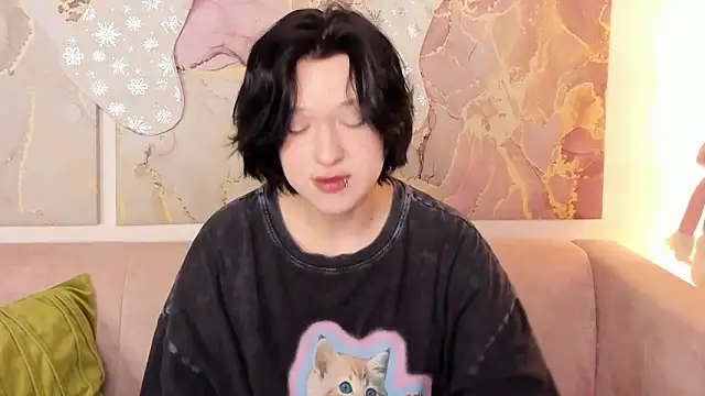 Snapshot of fiamoory chatting on 17, 12, 2025 fiamoory online show from 17, 12, 2025