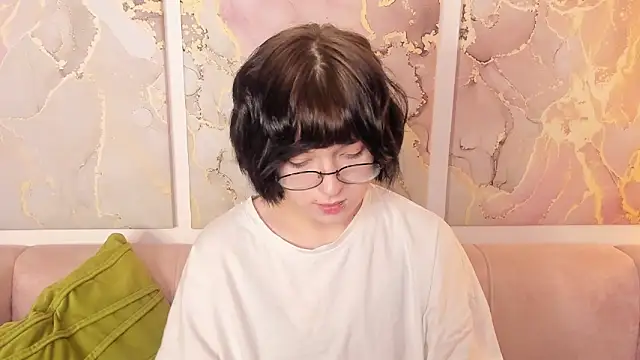 Snapshot of fiamoory chatting on 3, 12, 2025 fiamoory online show from 3, 12, 2025