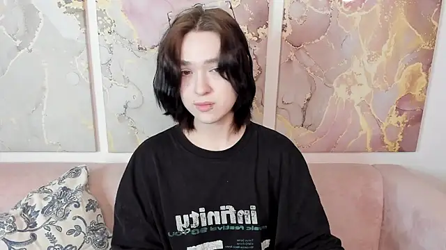 fiamoory online show from 2, 6, 2026