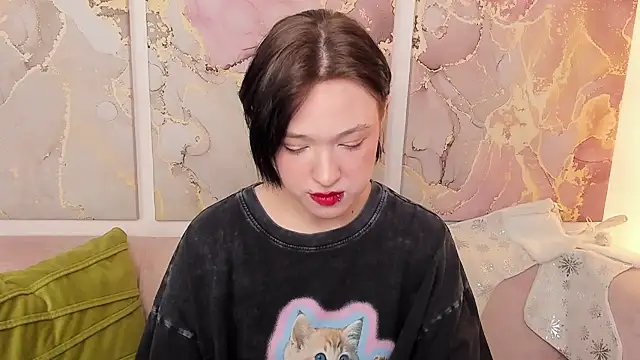 Snapshot of fiamoory chatting on 4, 12, 2025 fiamoory online show from 4, 12, 2025