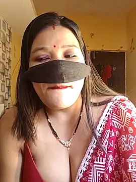 Radhikadavi879 online show from 3, 11, 2025