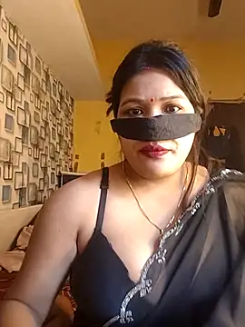 Radhikadavi879 online show from 15, 11, 2025
