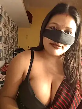 Radhikadavi879 online show from 18, 12, 2025