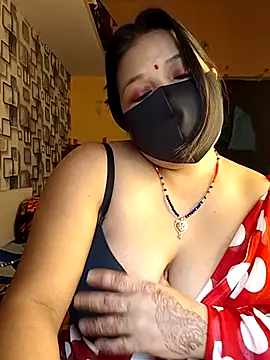 Radhikadavi879 online show from 6, 1, 2026