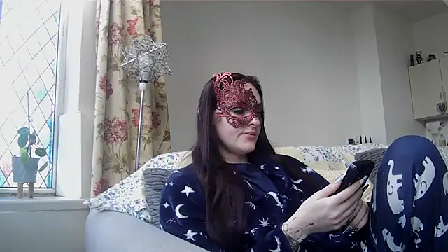 LexiSnowUK online show from 18, 3, 2026