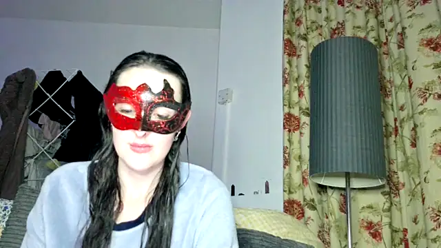 LexiSnowUK online show from 5, 12, 2025