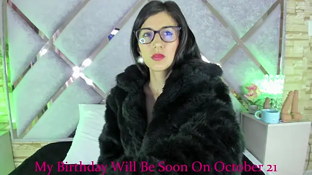  jade white  online show from 12, 9, 2025