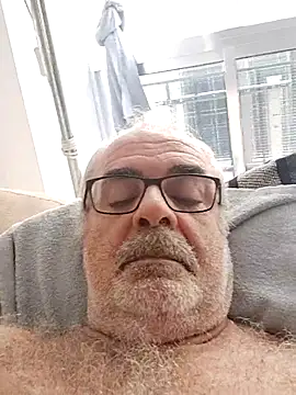 Satiro Sevilla online show from 10, 9, 2025