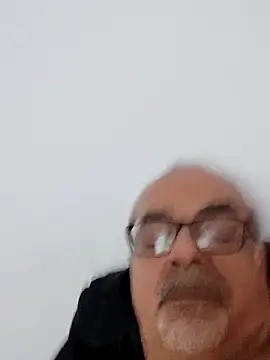 Satiro Sevilla online show from 4, 10, 2025