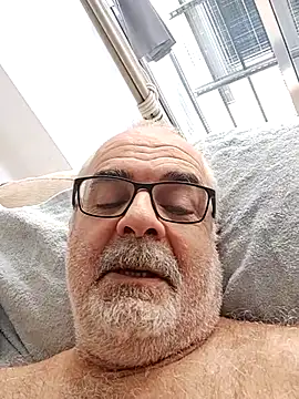 Satiro Sevilla online show from 24, 9, 2025