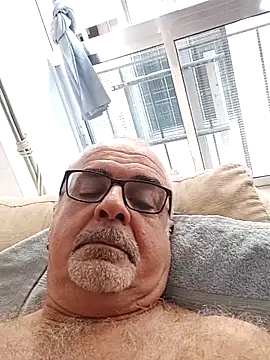 Satiro Sevilla online show from 15, 9, 2025