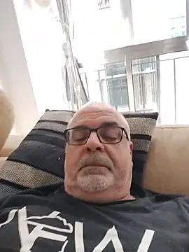 Satiro Sevilla online show from 7, 11, 2025