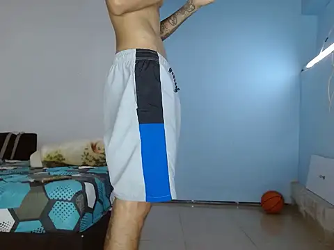 latino hotxxx online show from 11, 5, 2026