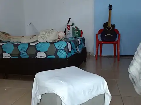 latino hotxxx online show from 16, 4, 2026