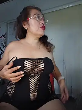 anniecoopeer online show from 6, 2, 2026