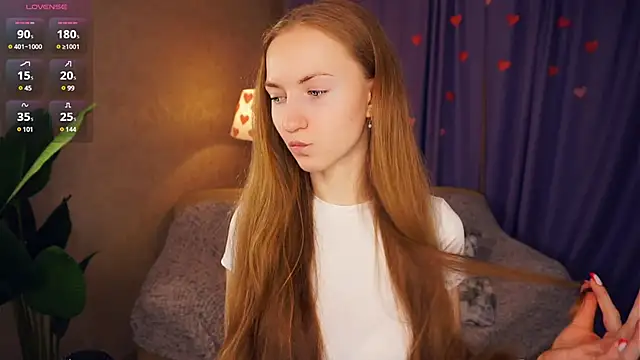 EsmaCarll online show from 28, 2, 2025