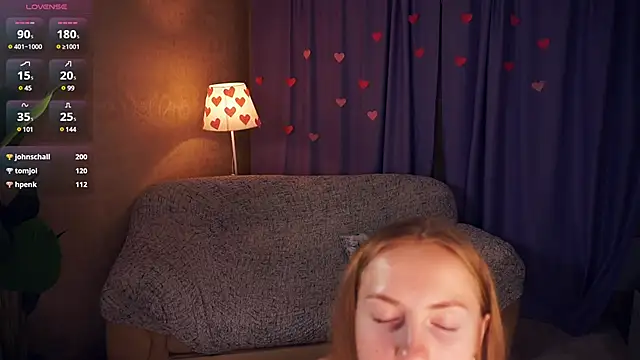 EsmaCarll online show from 3, 3, 2025