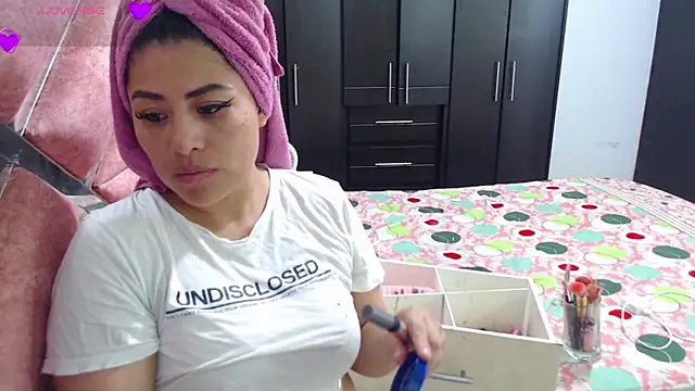 moan sex2 online show from 10, 4, 2026