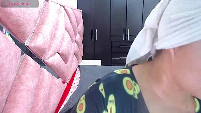 moan sex2 online show from 20, 3, 2026