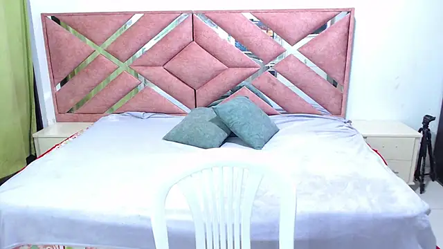 Snapshot of moan_sex2 chatting on 25, 6, 2026 moan sex2 online show from 25, 6, 2026