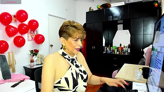 Angelina Stone 65 online show from 16, 2, 2026