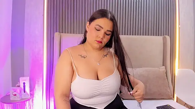 Snapshot of KatyaPittman chatting on 25, 11, 2025 KatyaPittman online show from 25, 11, 2025