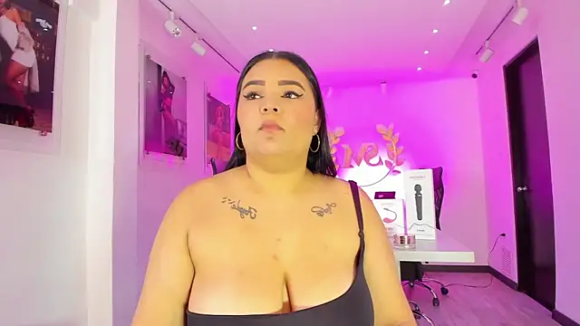 KatyaPittman online show from 12, 4, 2026