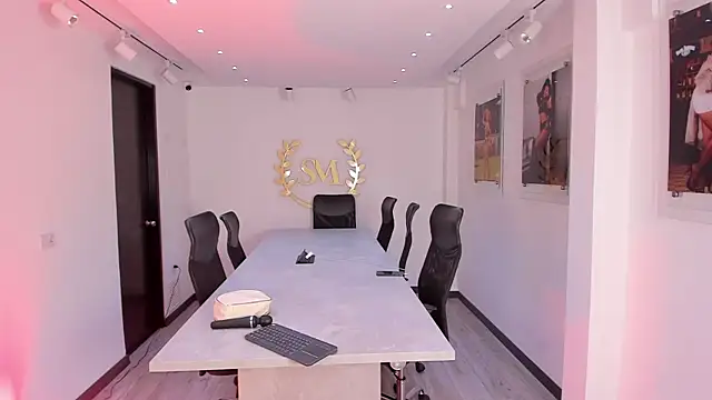 NairobiLee online show from 3, 12, 2025