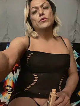 HoneyBdaQueen online show from 18, 1, 2025