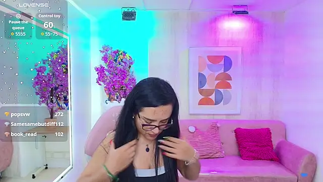 Tiara rr online show from 18, 11, 2025