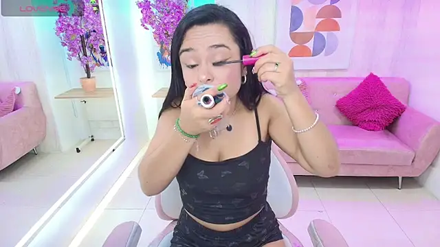 Tiara rr online show from 18, 11, 2025