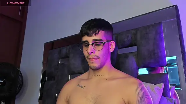 iamcamiloo  online show from 16, 3, 2025