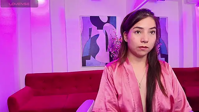 Ema louis  online show from 4, 3, 2025