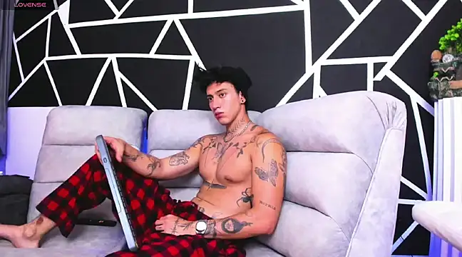 JUSTIN FULLER1 online show from 15, 2, 2025