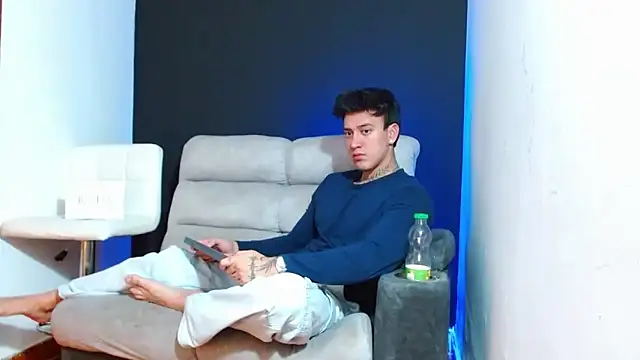 JUSTIN FULLER1 online show from 18, 2, 2026