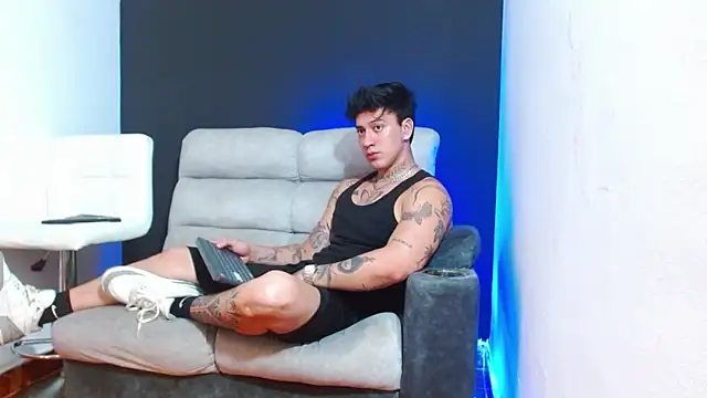 JUSTIN FULLER1 online show from 25, 3, 2026