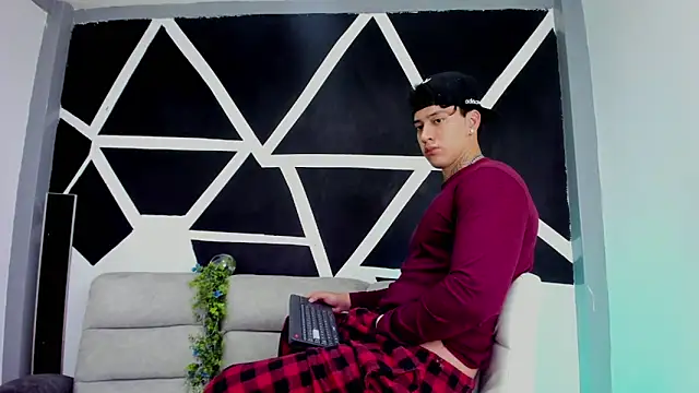 JUSTIN FULLER1 online show from 3, 11, 2025