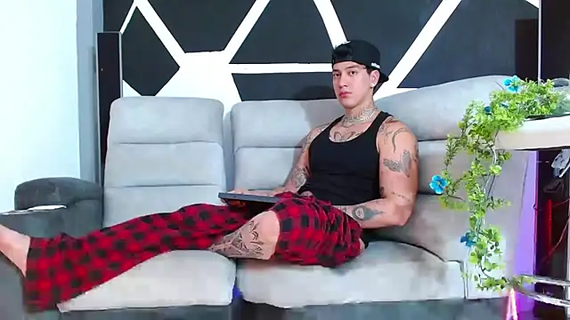 JUSTIN FULLER1 online show from 22, 11, 2025