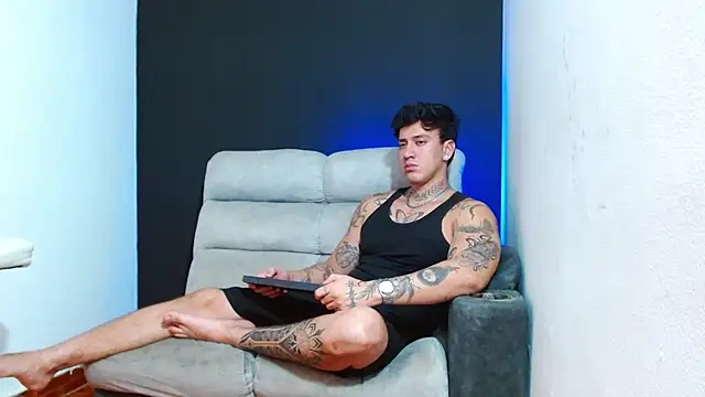 JUSTIN FULLER1 online show from 12, 6, 2026